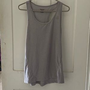 LIKE NEW!! light purple reebok athletic tank
